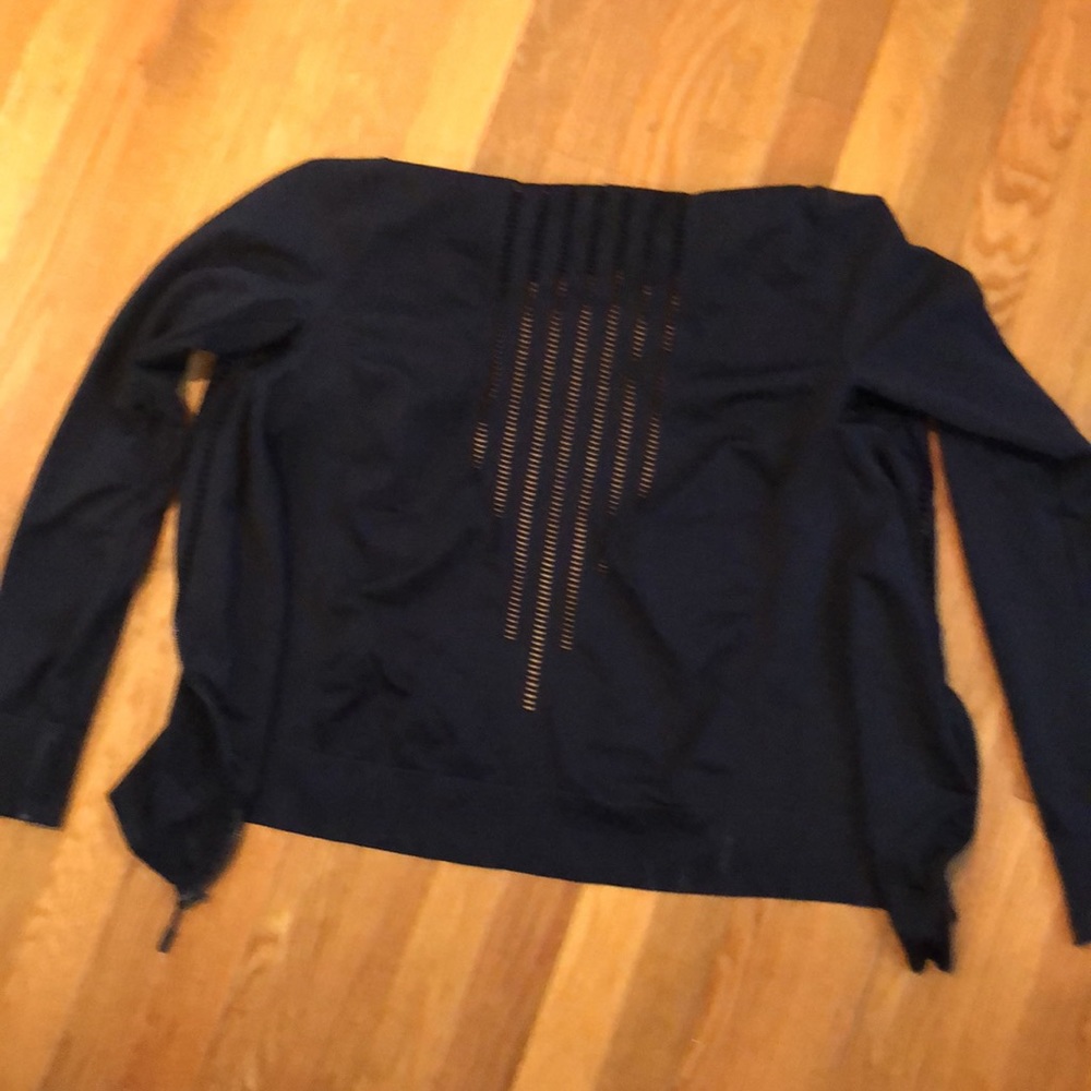 Woman’s Matching Set - Picture 5 of 5